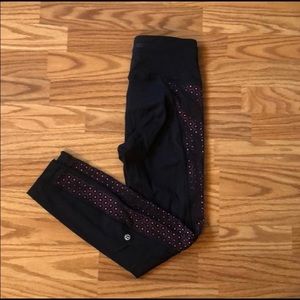 Lululemon black leggings with pink mesh